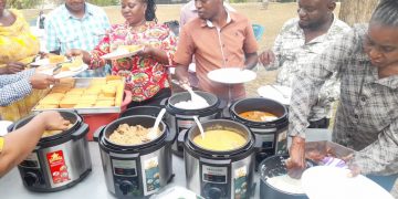 TaTEDO yahamasisha matumizi ya  jiko linalotumia joto kupikia badala ya moto kulinda mazingira.
