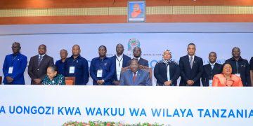 Dkt.Mpango awapa Wakuu wa Wilaya mbinu za Uongozi Bora