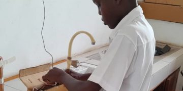 Mwanafunzi kidato cha kwanza atengeneza redio