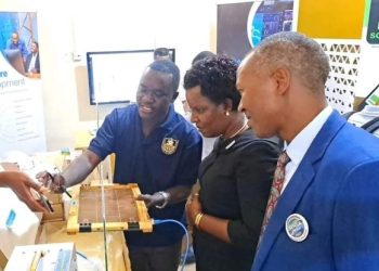 Patrick Kitosi,mbunifu mfumo wa kuvuna sumu ya nyuki kidigitali,inatumika kutengeneza dawa za kutibu magonjwa mbalimbali