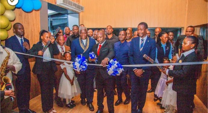 Askofu Gwajima: aliyewapeleka waumini wetu mahabusu wametoka na hawaogopi mabomu ya machozi